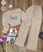 Women's 2-Piece Printed Crop Top & Jogger Set - Image 5